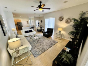 Lovely 5 Bed Pool Home with Game Room-618NHD home